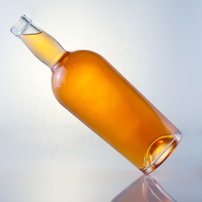 Unique Design 700ml 750ml Brandy Vodka Tequila Glass Bottle With Cork Customized Logo