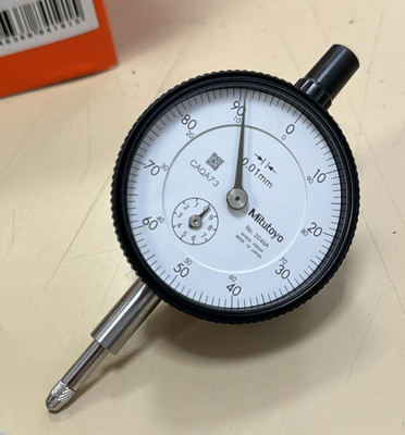 Mitutoyo Dial Gauge 2046A for 0.01 Mm Graduation Measurements