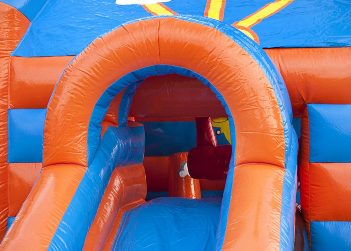 Red Plane Inflatable Jumping Castle With Bouncer Fire Retardant Plato 0.55mm Pvc Tarpaulin