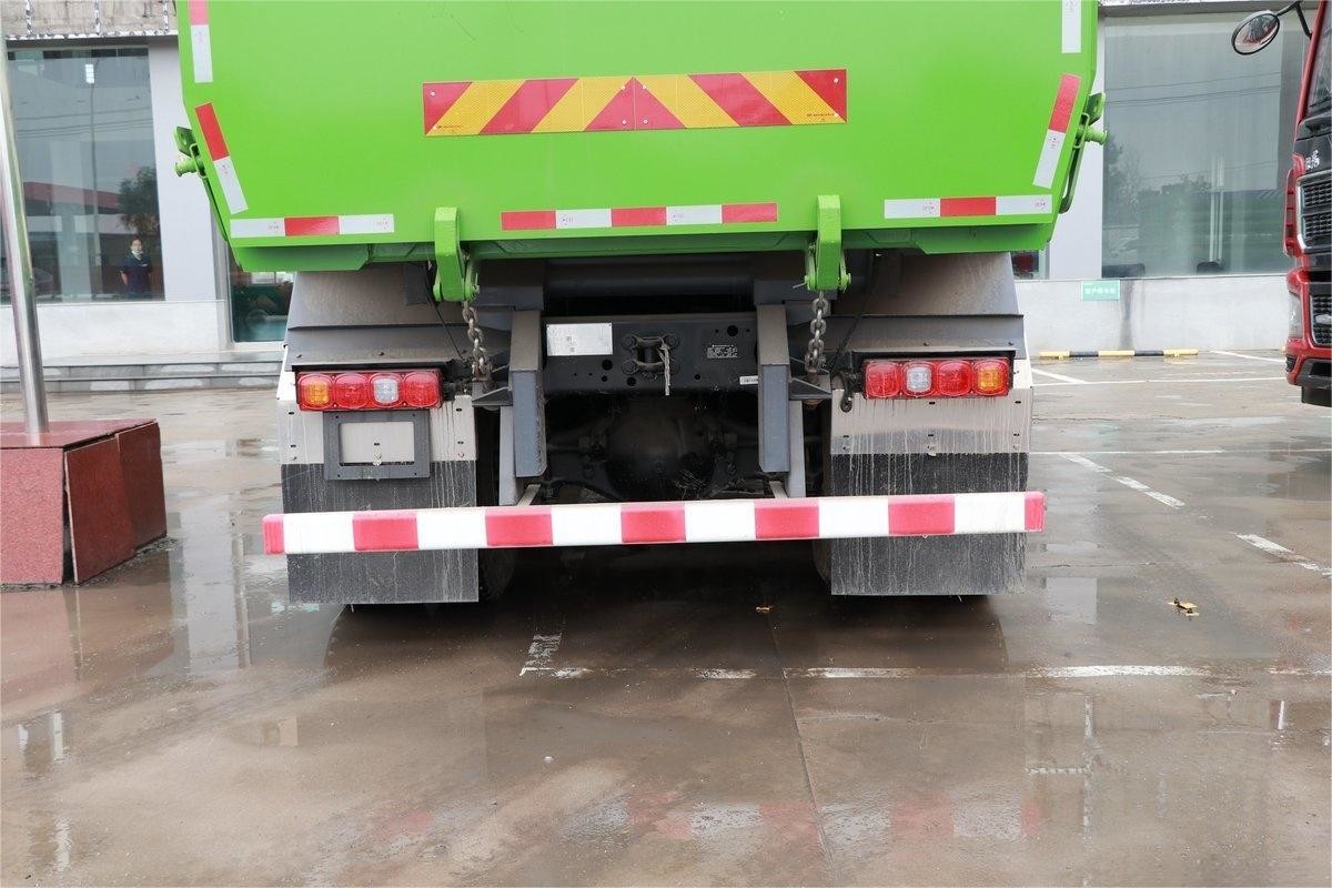 EURO 6 Emissions 430 Horsepower 8x4 5.3 Meters 15.5 Tons Weichai Heavy Dump Truck