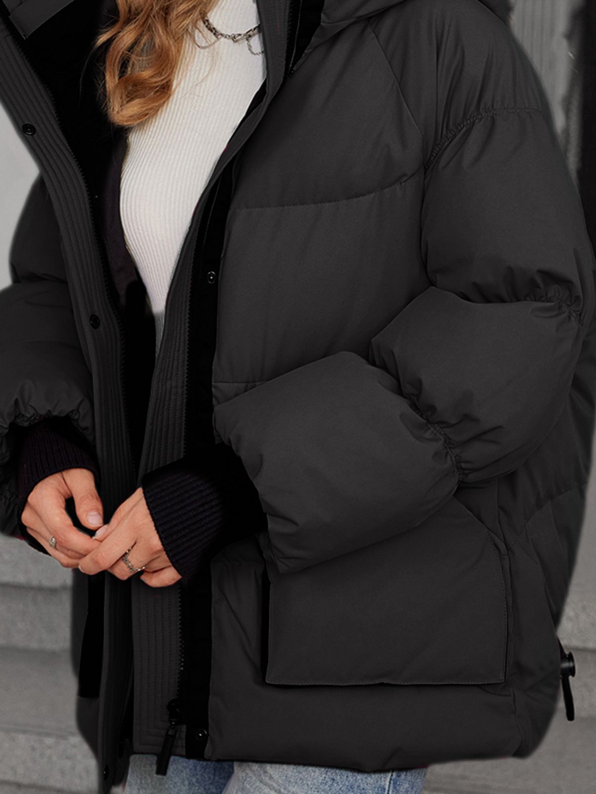 women short coat with contract colours and nice quality, Loose Style With Down Filling, modern models, bright colours, oversize, nice length, hooked, outside jacket, casual style