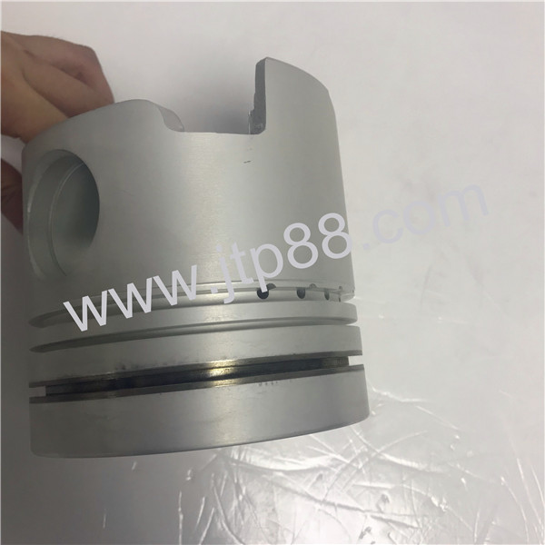 Body Parts Engine Parts Piston 135.0mm For ISUZU OEM 1-12111-673-0