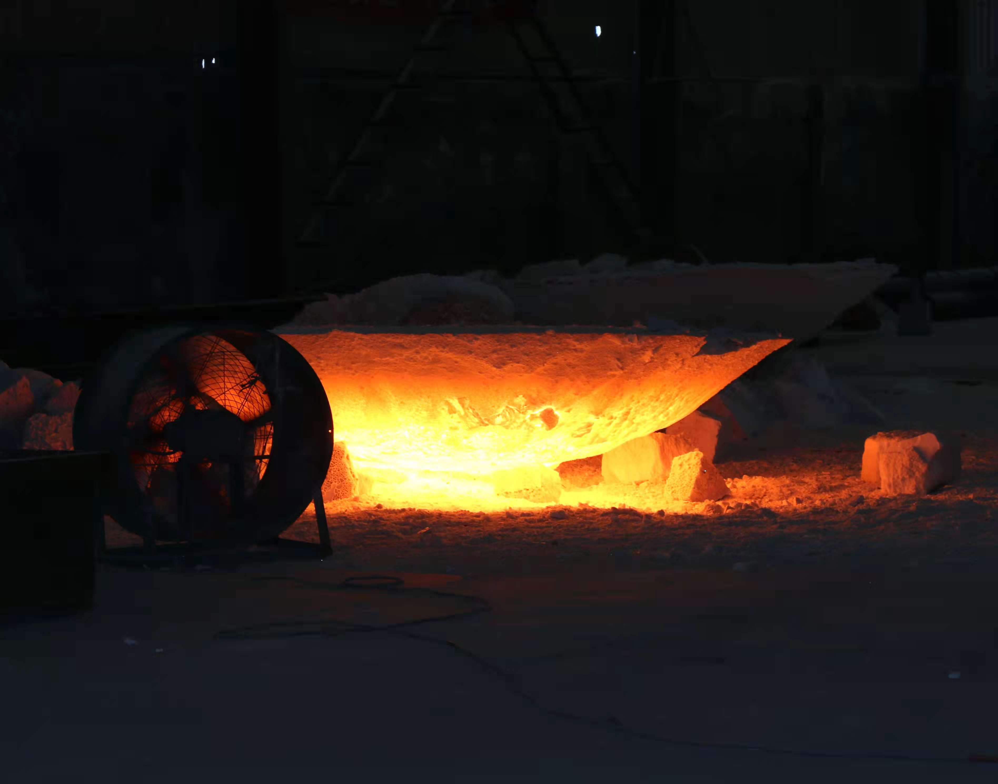 Little CrO Content Zircon Mullite Grains and Fine Powders for Stopper Construction