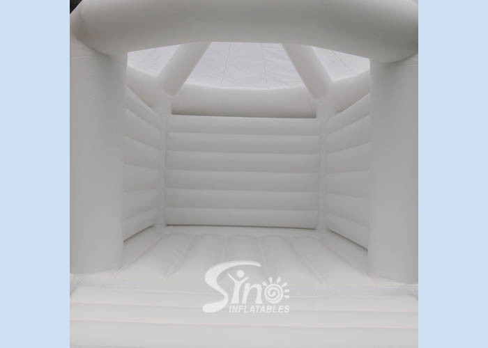 5x4m commercial grade adults white wedding bouncy castle with steeple shape top