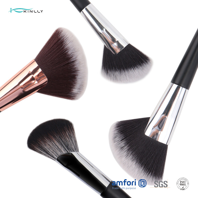 Private Label OEM Fan Wooden Handle Makeup Brushes