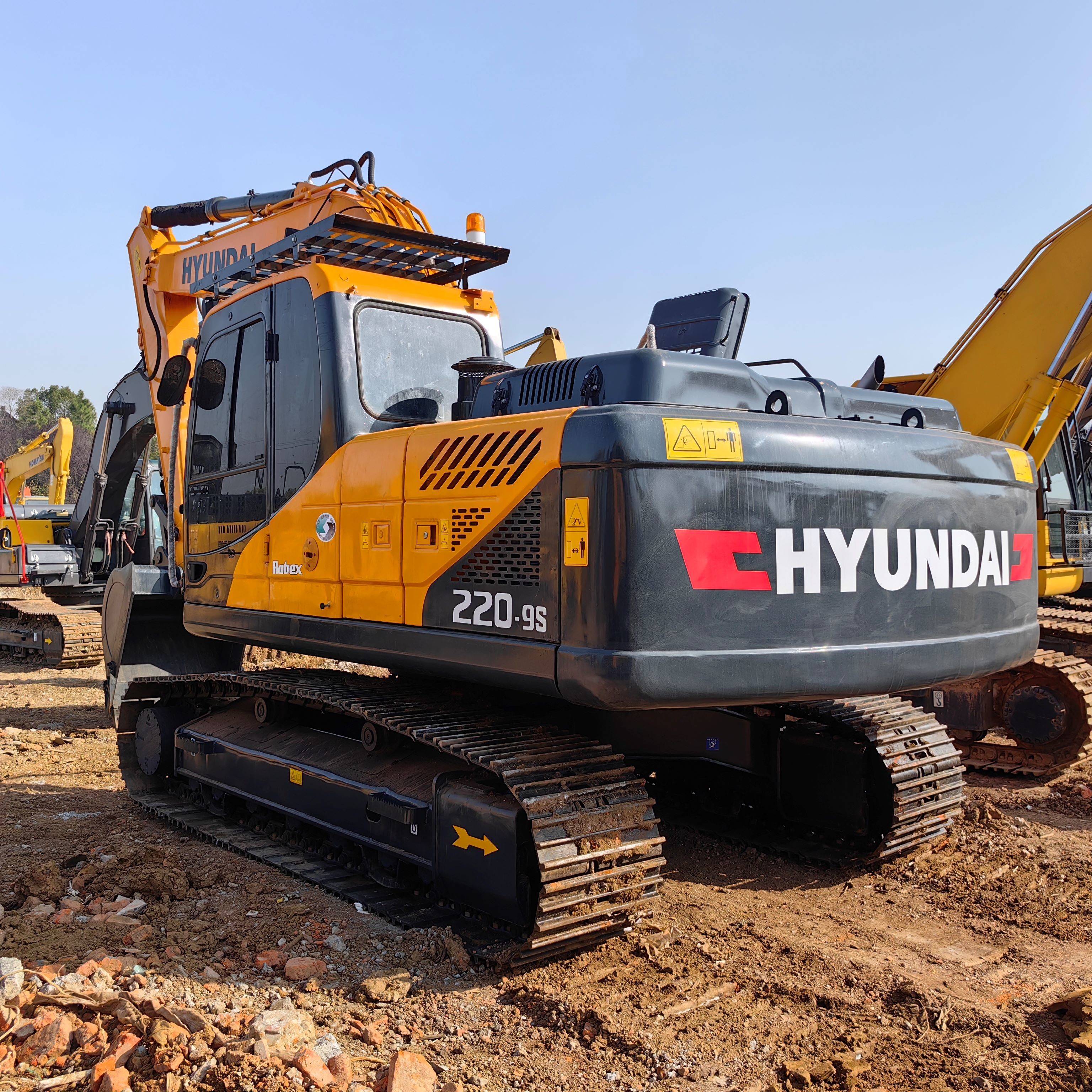 Korea Original Hyundai 220LC-9S 220 225LC Crawler Excavator 20ton Hyundai 210 Hydraulic Wheel Used Excavator