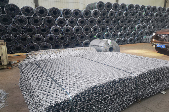 Welded Razor Mesh Protective Fence 75X150mm For Prison Or Welded Razor Mesh Gives A Premium Protective F