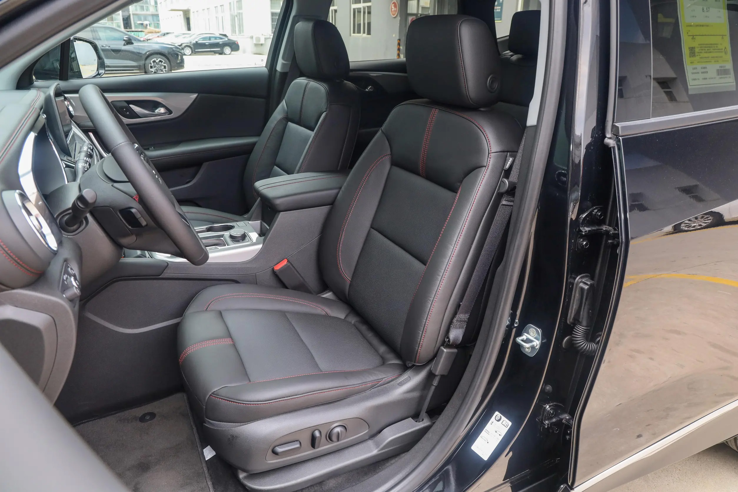Chevrolet Blazer Midsize and Large SUV High Speed Electric Driver's Seat Adjustment 80-120L Fuel Tank Capacity Used Car