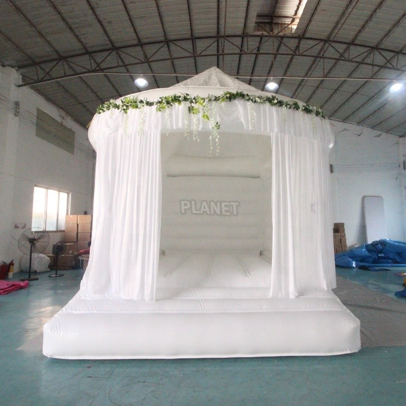 Commercial White Inflatable Wedding Bounce House Bouncy Castle PVC Jumping Castle For Rental Business
