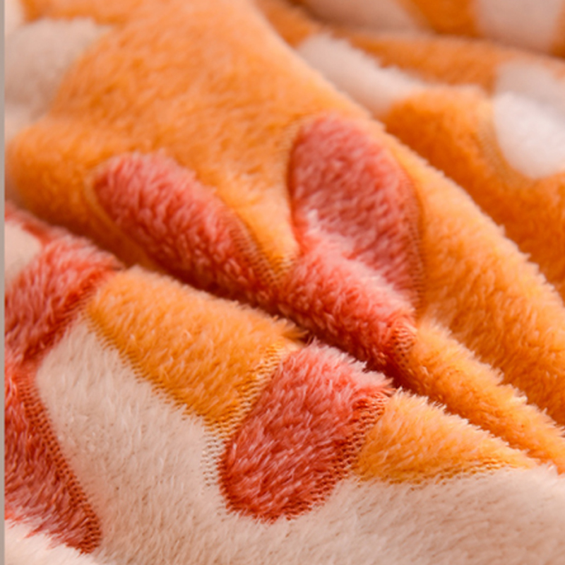 Customised Size Bedding Set with Thickened Warm Lamb Fleece Quilt and Customized Logo