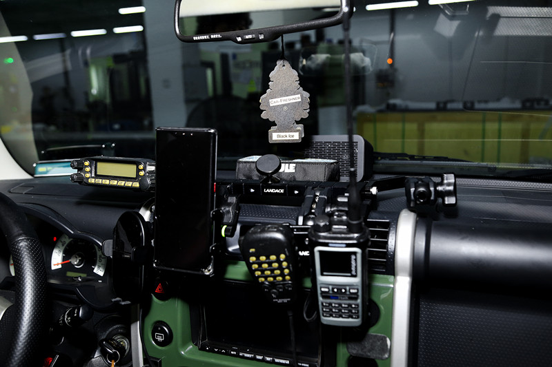 FJ Cruiser 250*242*70mm Dash Phone Holder Flexible Angle Multi-Mount Console Bracket