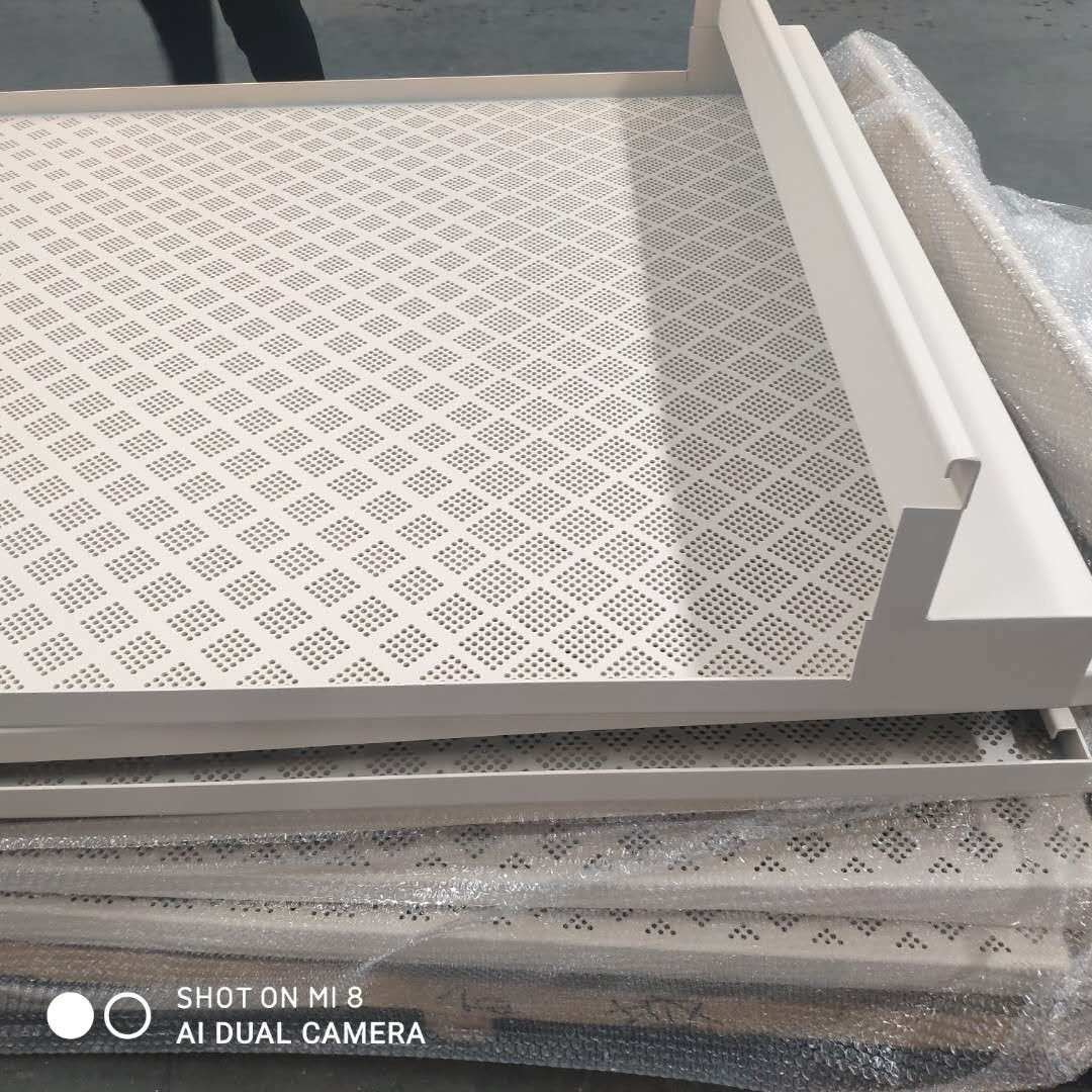 Black Color Irregular Hole Perforated Metal Plate For Curtain Wall