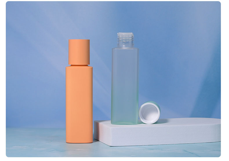 Cosmetic Frosted PET Bottle Empty Plastic Bottles 100ml With Plastic Screw Cap