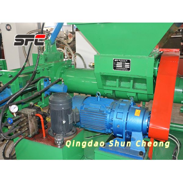 150mm Screw Diameter Silicone Rubber Extruder Machine with 800 KG/H Capacity and 55KW Motor Power