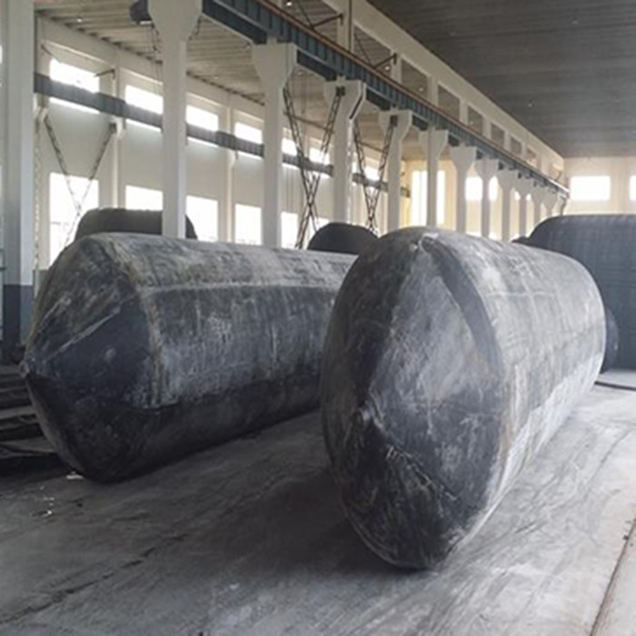 Cylindrical Inflatable Marine Salvage Bags Ship Launching Inflatable Airbags