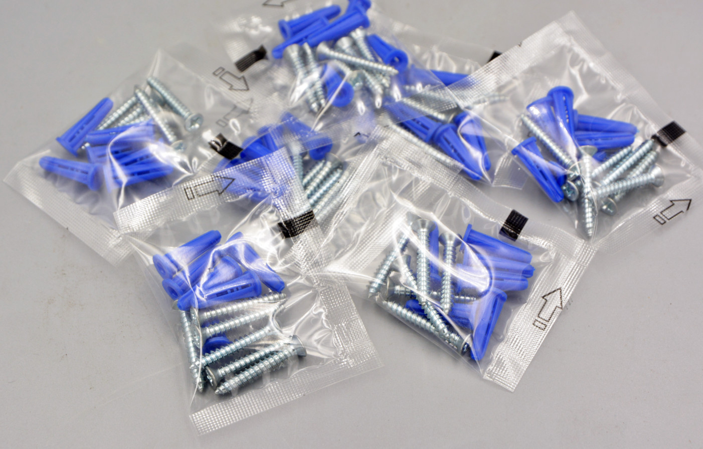 Screw Counting Packing Machine With Chain Screw Nuts Fastener Packaging Machine