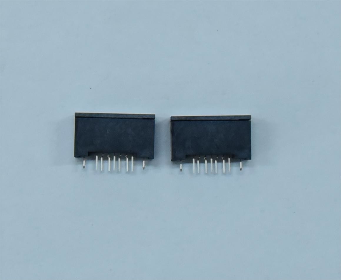 High-Performance SATA Data Connector for Electronic Applications-SATA 7p Male Chassis Au DIP Au Plated 15u" Connector