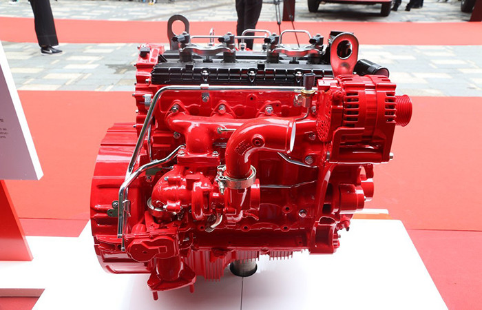 Reliable Bus Spare Parts Yutong Bus ZK6108HG Cummins Engine ISBE250 30 High Precision