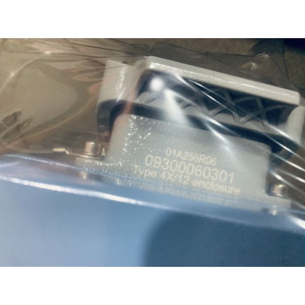 Emerson AMS 3120 A3120/022-000 Bearing-Vibration Monitor Wall mount Temperature Range -20 to 65°C (-4 to149°F)