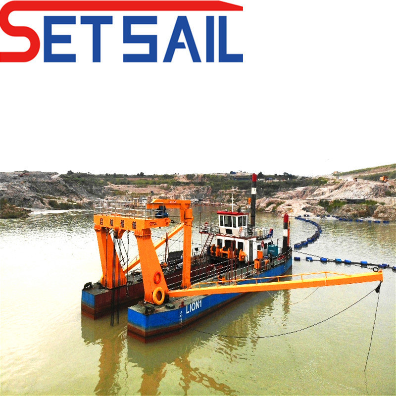 Capacity 800 Cubic Meter Per Hour Cutter Suction Dredger for Sand