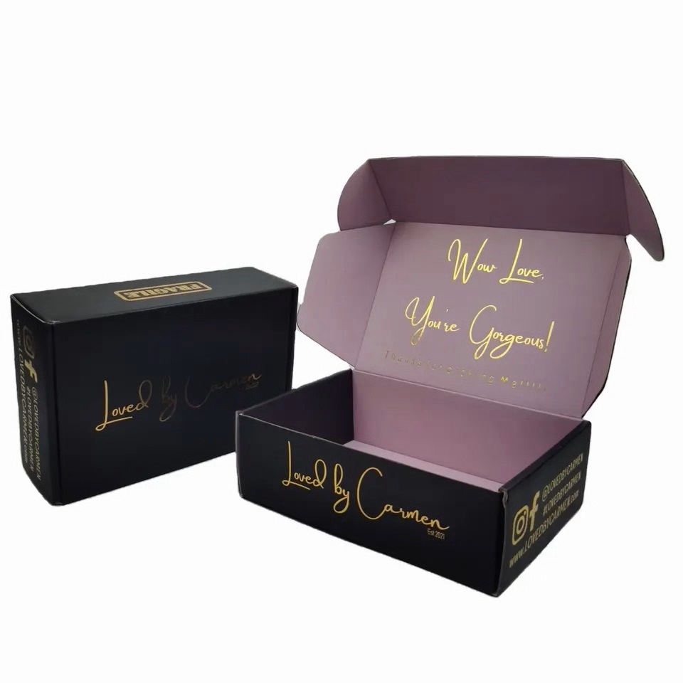 Custom Logo Cardboard Paper Shipping Box for Square Airplane Clothes Packaging