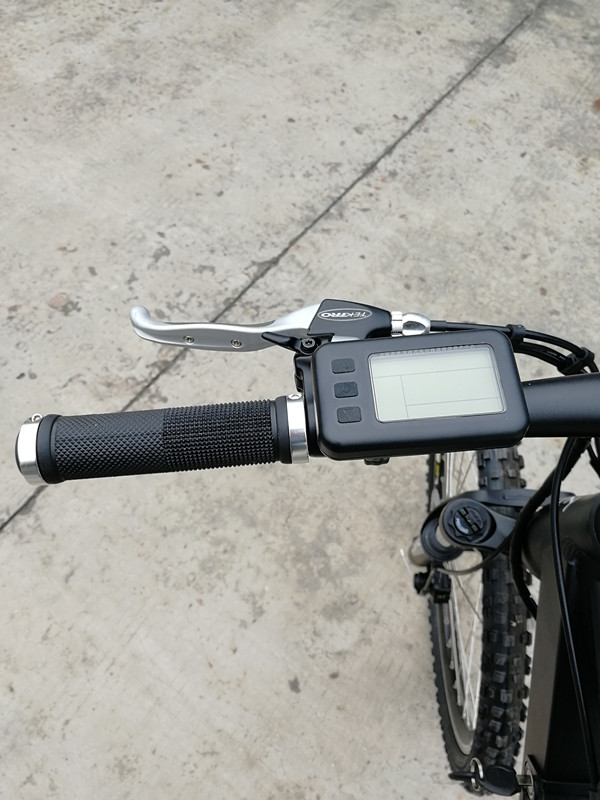 26 Inch Wheel Integrated Battery Electric Bike With Bafang 350W Hub Motor THP-YT04