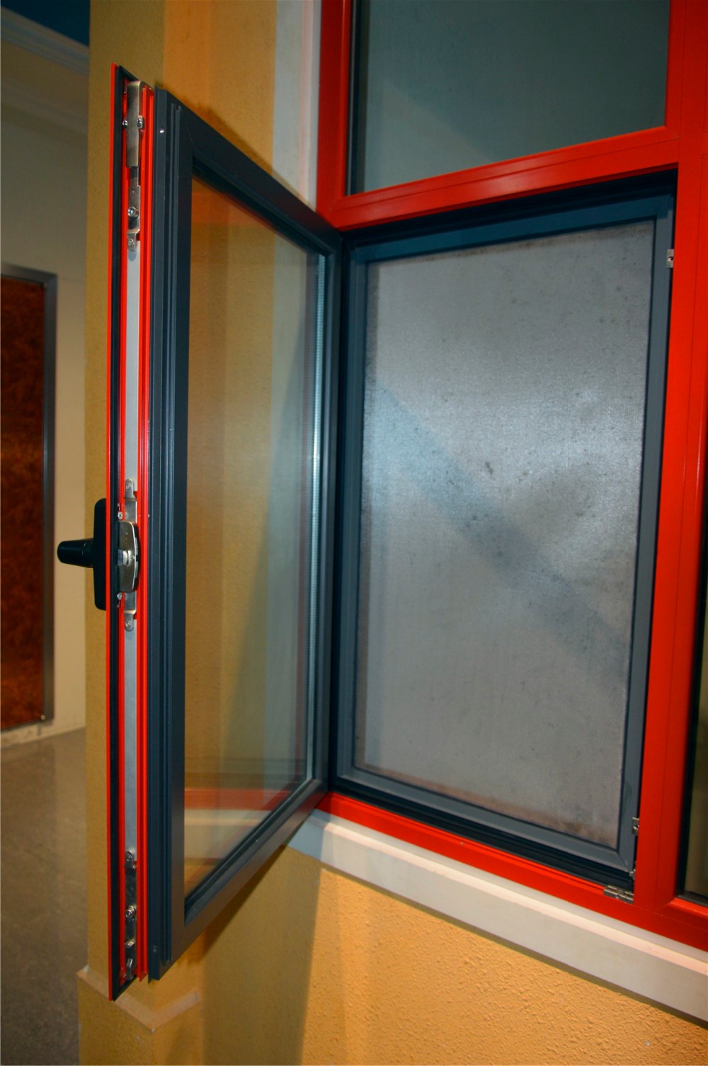 Easy Used Aluminum Alloy Window Profile Sliding Window Sections Catalogue