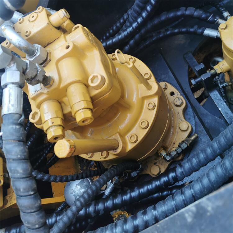 Cheaper Cost ORIGINAL Hydraulic Valve SANY215C Excavator with Parts Made in 2021 Model