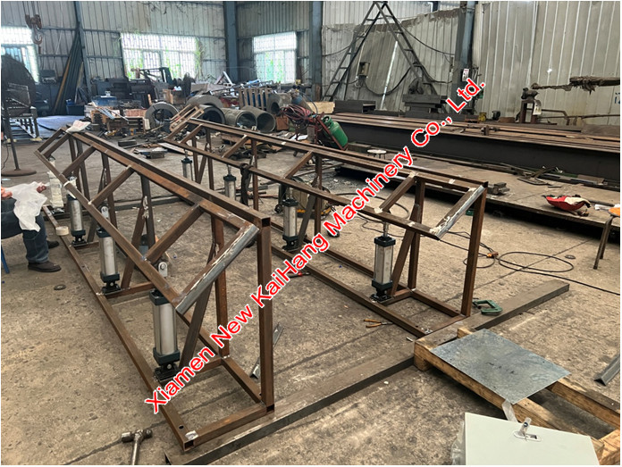 Interexchange C&Z Prulin roll forming machine rack, quick change , auto exchange