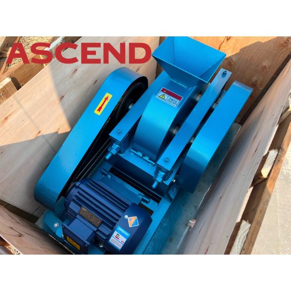 400 500 Kg Per Hour Capacity Basalt Marble Ceramic Crushing Output Size Less Than 3mm Lab Sample Double Roller Crusher