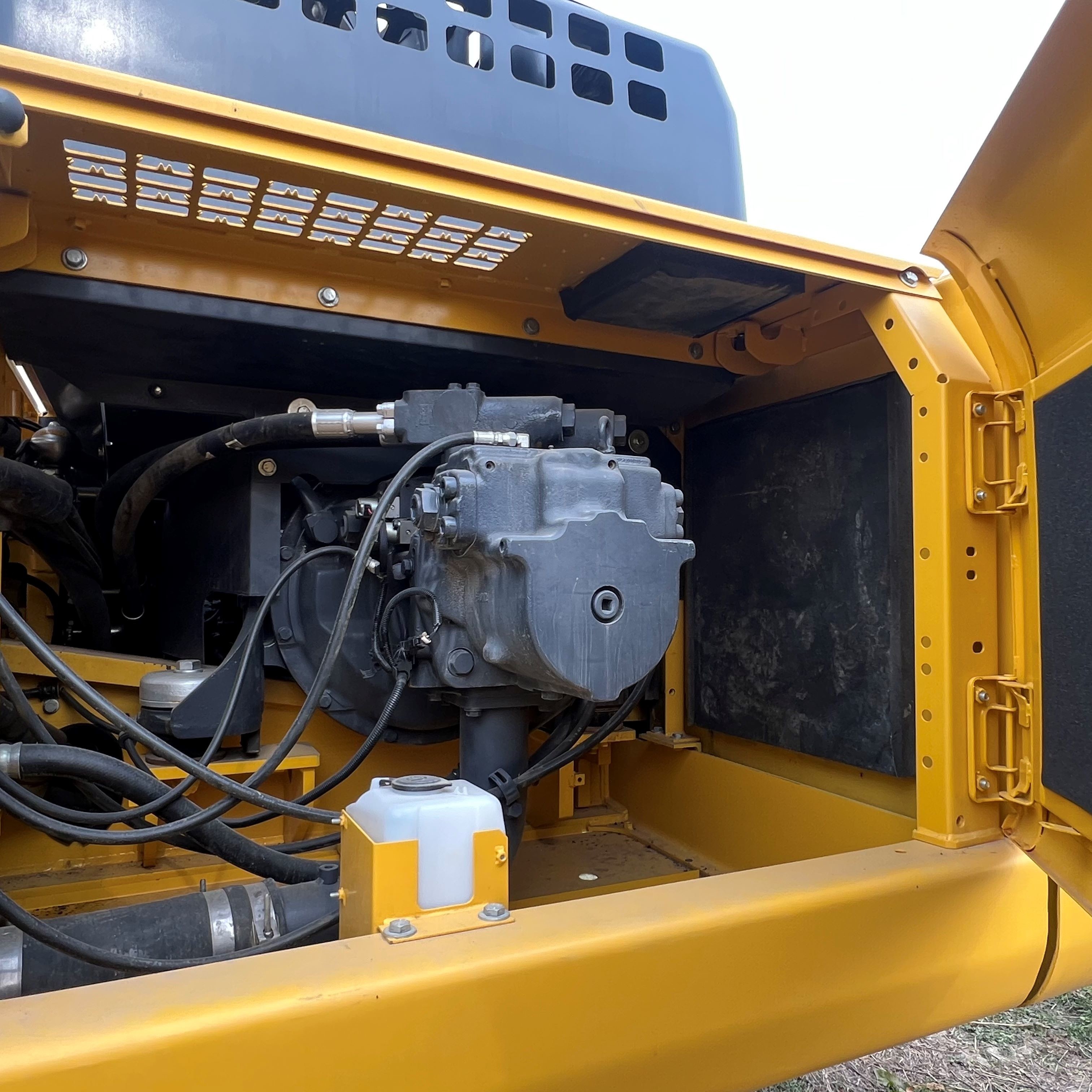 Original japan brand komatsu pc450 pc450-8 pc400-8 pc400-7 hydraulic crawler 45 tons used excavator