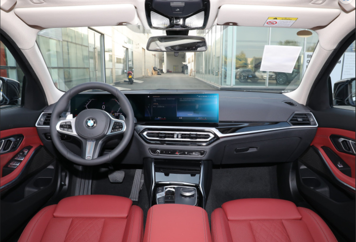 2023 BMW 3 Series Gasoline 320I M Sport Set 4 Door 5 Seats Sedan Medium Car