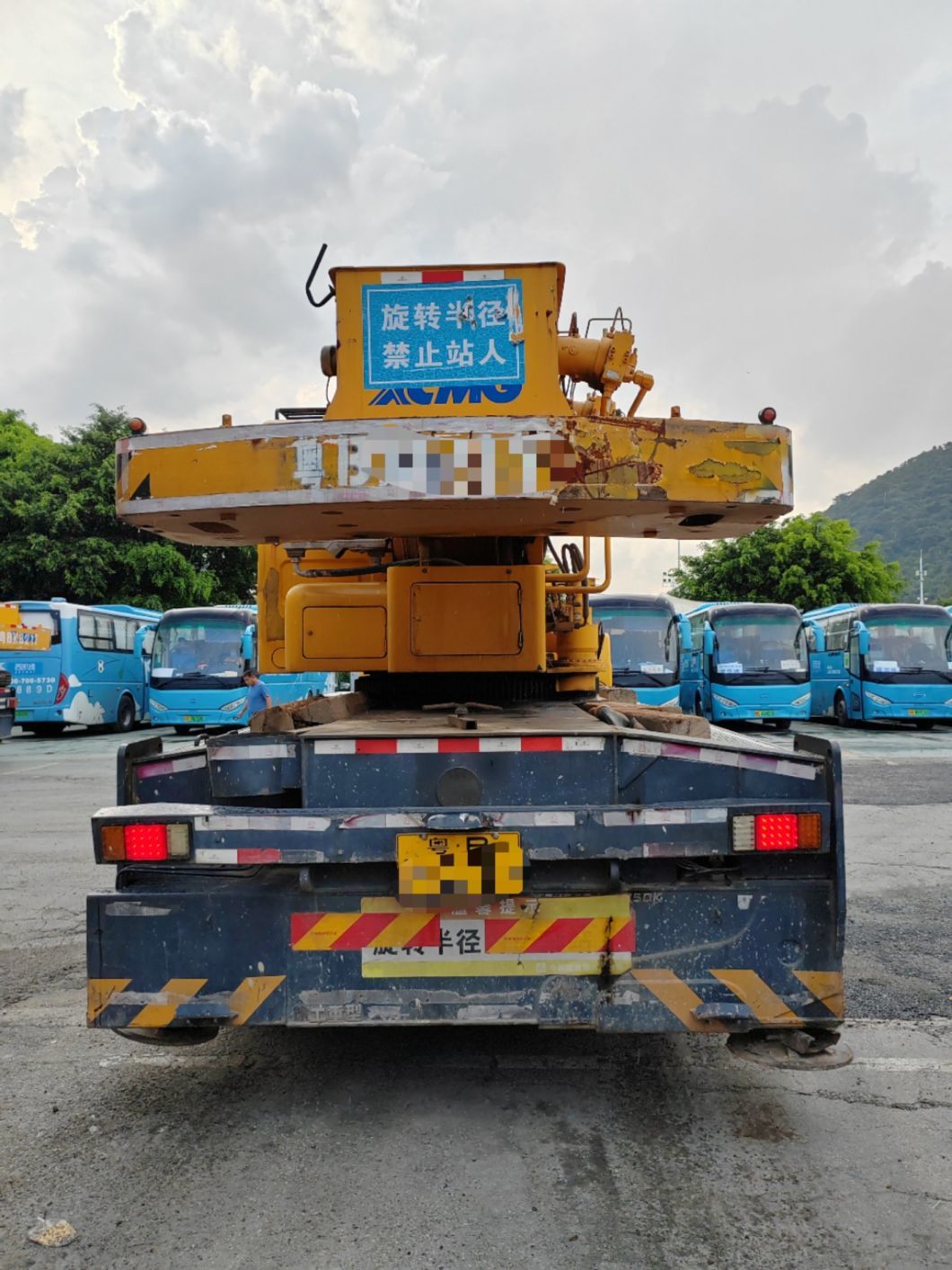 Construction Equipment 60ton Truck Crane Truck-Mounted Telescopic Crane Hoist Crane