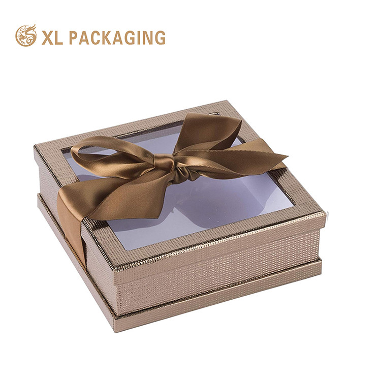 Wholesale Luxury Lid And Base Paper Packaging Gift Box Square Shaped With Bowknot
