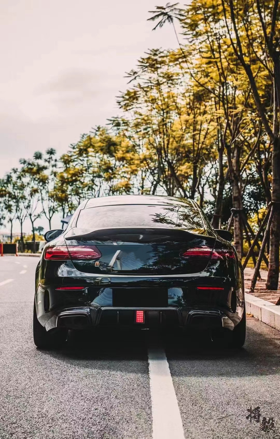 Auto PartFor Mercedes E-Class W238 E300 E63 Body Kit W238 Coupe Upgrades Bras-style Front Scoop Diffuser Spoiler Body Kit