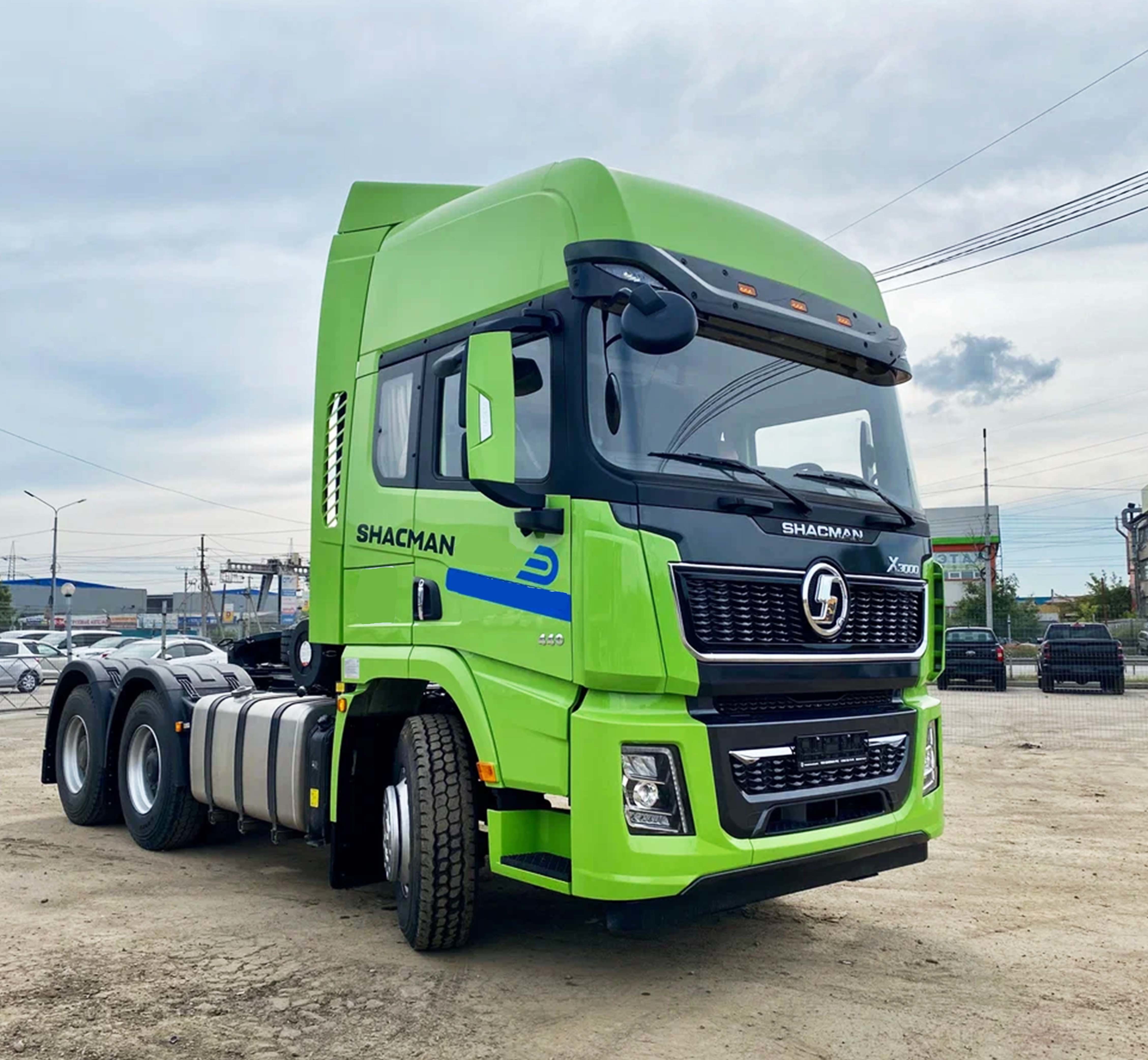 Shacman X3000 Tractor Truck With WEICHAI WP12.430E201 Engine Model And 351-450 Horsepower For And Safe Transportation