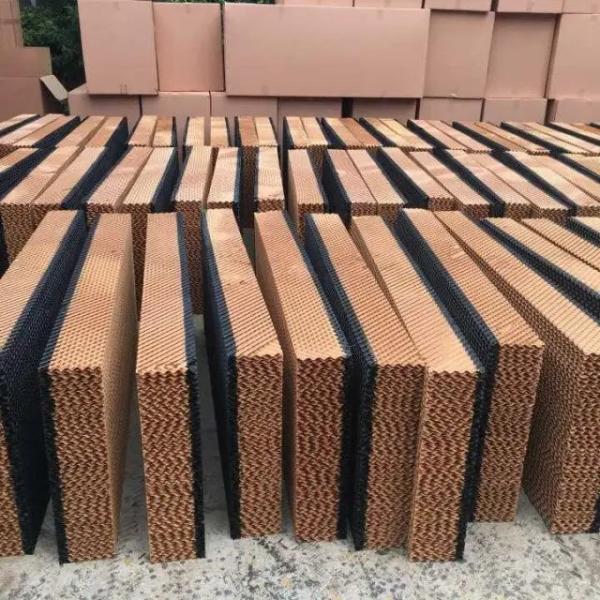 Qingzhou Factory's New Electric Honeycomb Evaporative Cooling Pad for Bee Farm Greenhouse Poultry Farm-Made from Paper