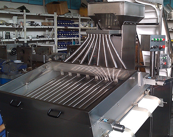 Adjustable Capsule Sorting Machine / Equipment For Sorting Softgel / Paintball
