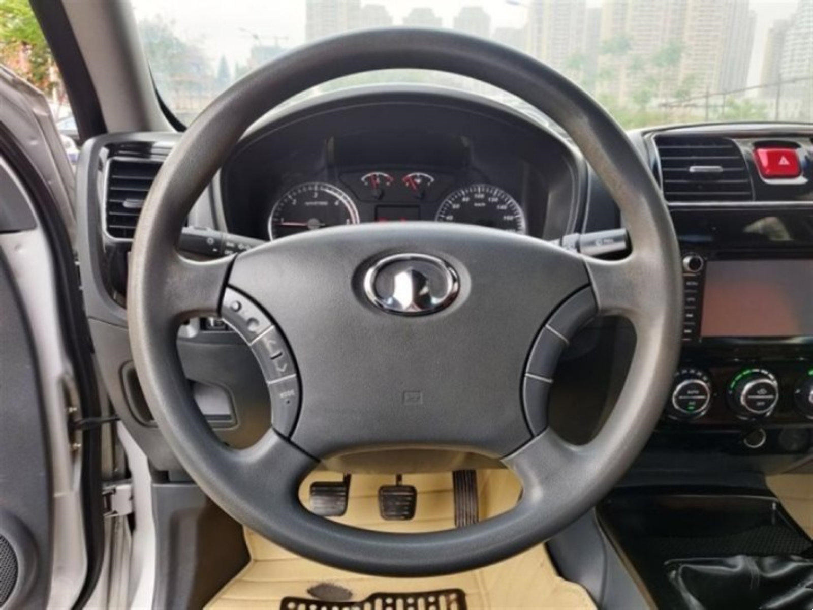 Changcheng Pickup Diesel Engine 2.0T Luxury EU Vehiculos Version GW4D20B 6MT China Pickup Truck For Sale