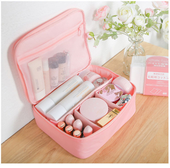 Professional Wholesale Striped Nylon Waterproo Makeup Cosmetic Wash Bag