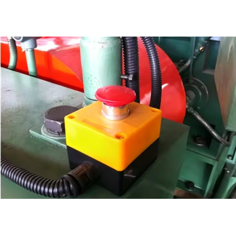 CE/ISO9001 Certified Two Roll Open Mixing Mill with Automatic Thin Oil Lubrication and Integrated Base Design