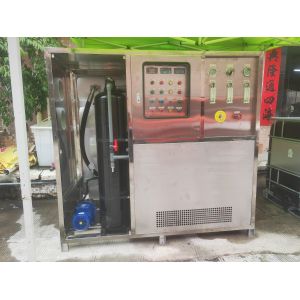 Quality Varying Capacity Reverse Osmosis Desalination System With Pressure Pump for sale