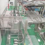 SUS304 Pure Milk Production Line / 2000L/H Milk Processing Plant With PLC