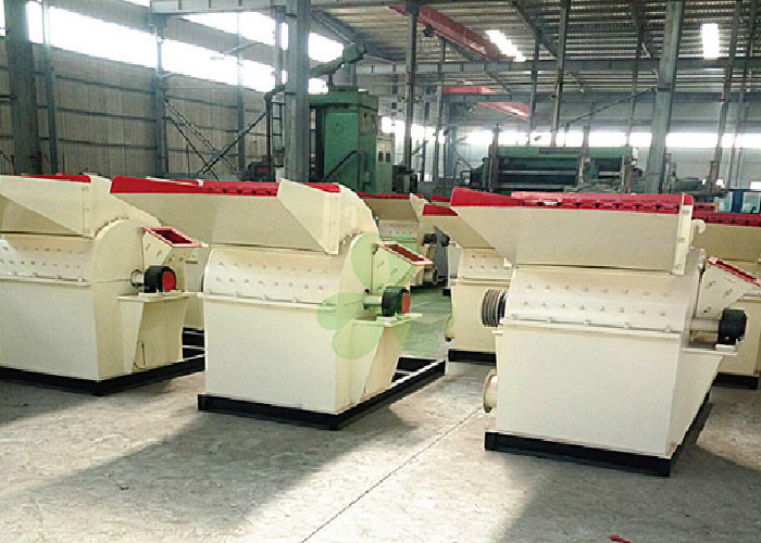 Portable Small Wood Crusher Machine / Wood Log Chipper 800-1000kg/H Capacity