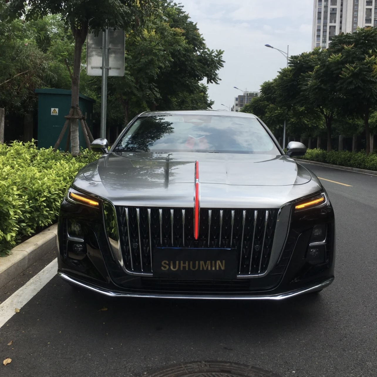 2024 Hongqi H5 Gasoline Car 4-Cylinder 169hp Engine 5 Seaters and Radar Front 4 Rear 2