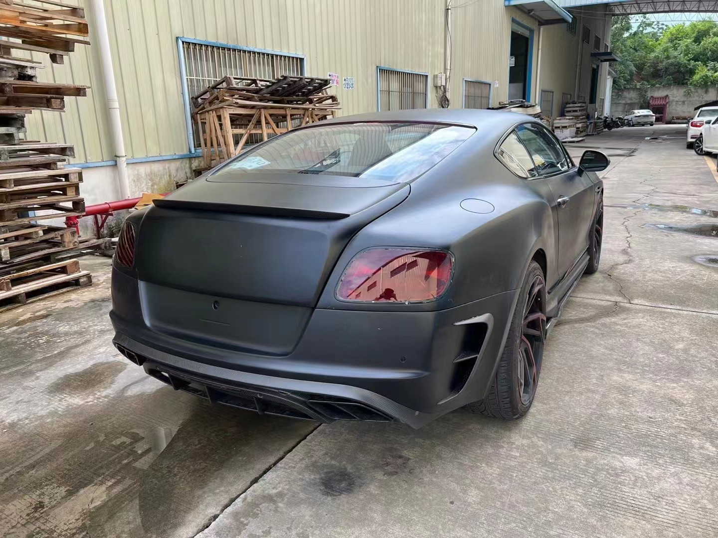 2014 - 2016 Bentley Continental Body Kit Plastic Front And Rear Spoiler Hoods