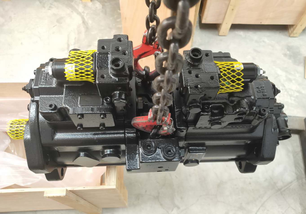 Original SK380 Excavator Hydraulic Parts Pump K5V140 K7V140 LC10v00041f1