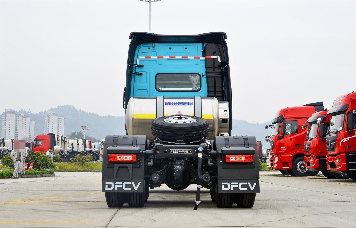 Used HOWO Trailer Head Truck With ACC Euro 6 Dongfeng Tractor 6*4
