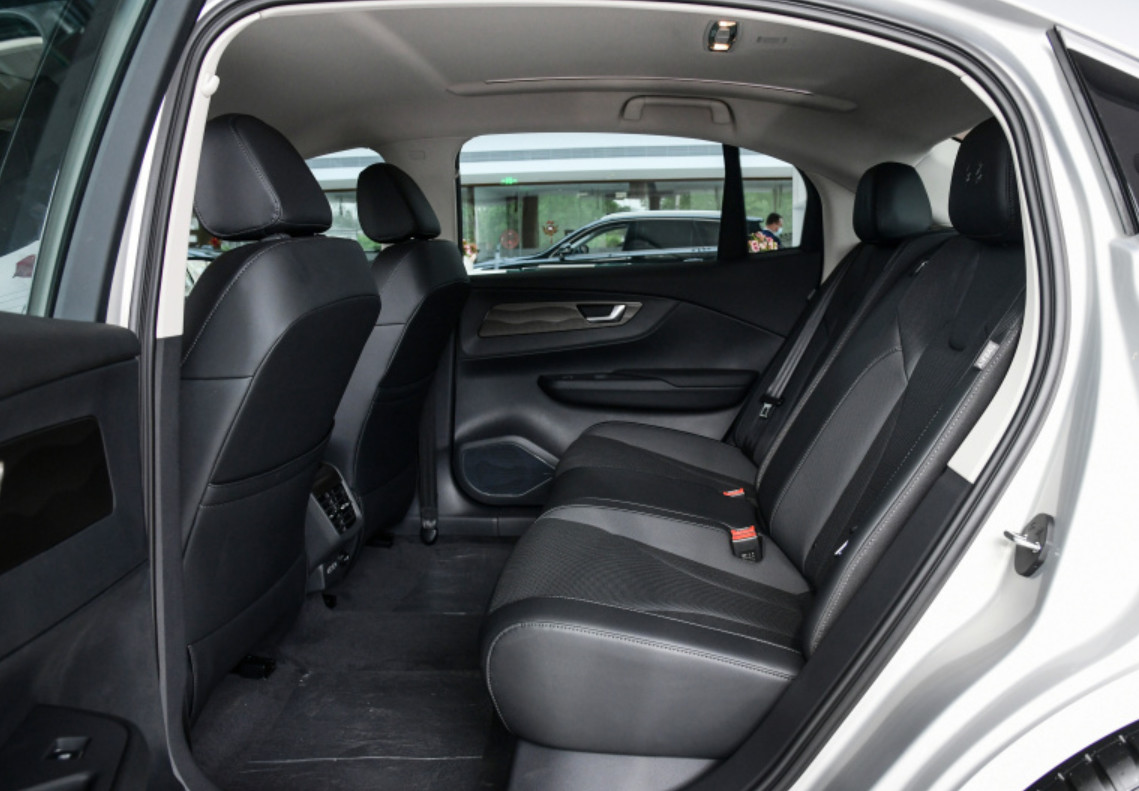 Hongqi E-QM5 EV 2022 431km charging Lexiang version 4 door 5 seats Medium Car