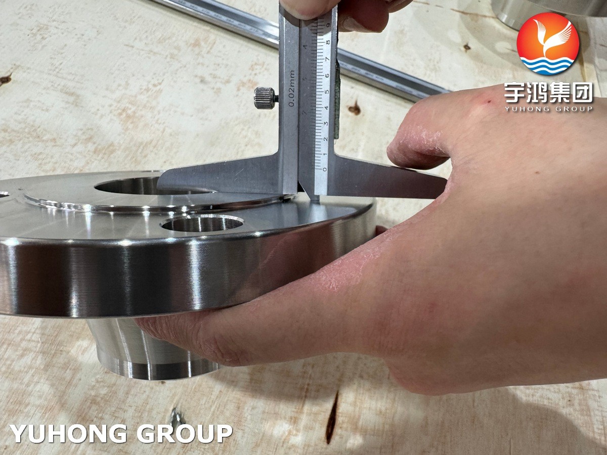 ASTM A182 F51 / UNS S31803 Weld Neck Flange Duplex 2205 WNRF Flange